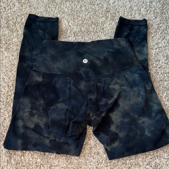 Lululemon align cropped 23” size 4 - Picture 2 of 5